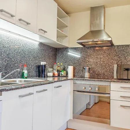 Modern Near The Sea Apartment