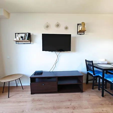 Apartment Modern Near The Sea Pineda de Mar